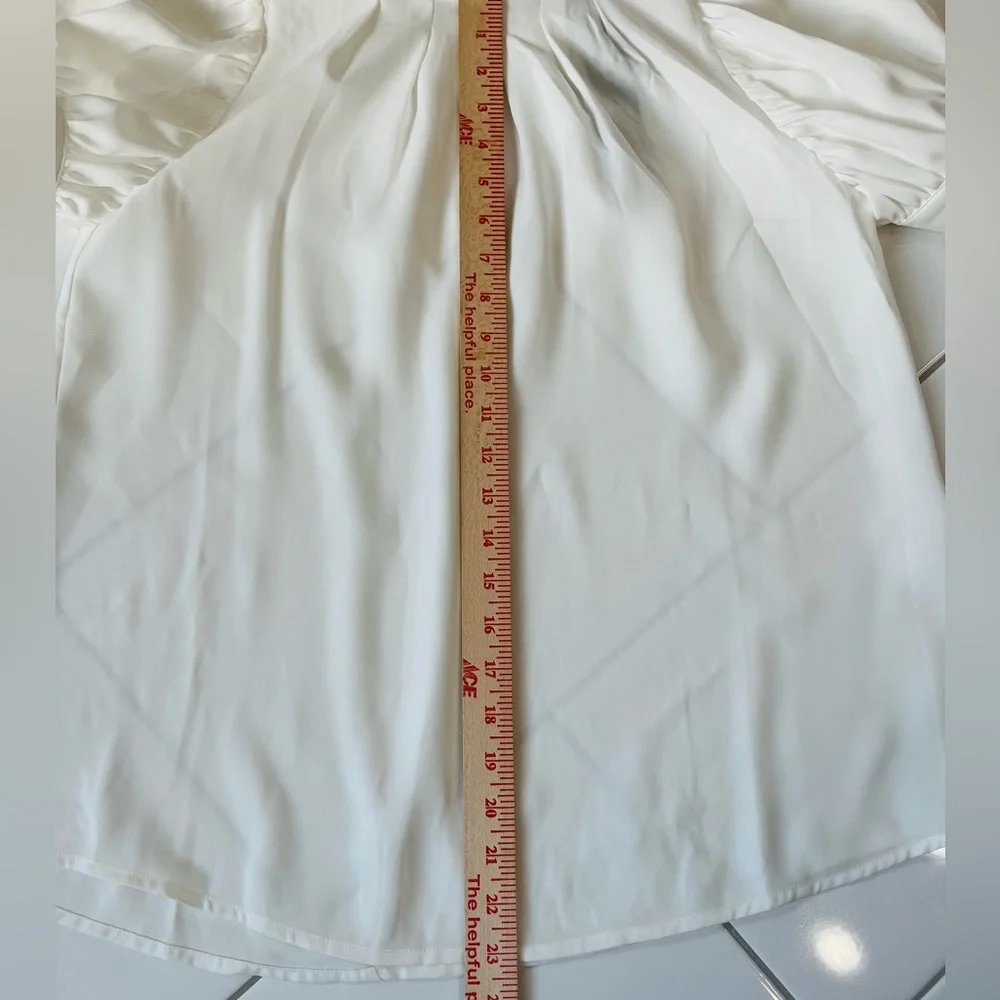 Gracia Pleated Blouse - Picture 11 of 11